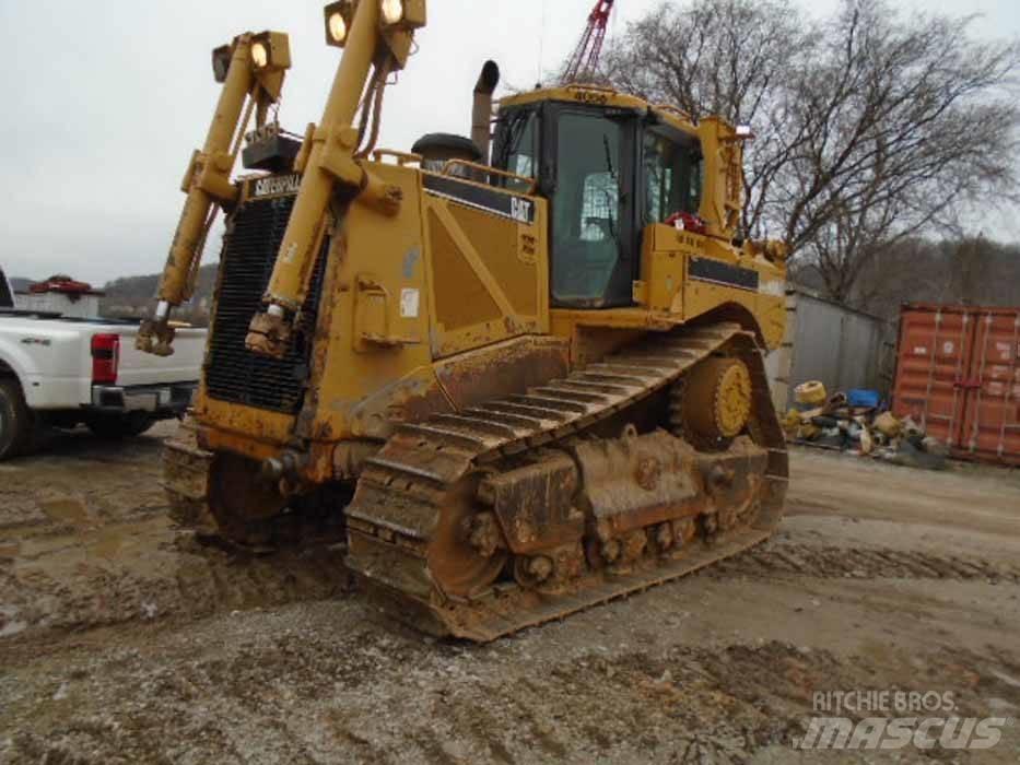 CAT D 8 T Buldožerji goseničarji