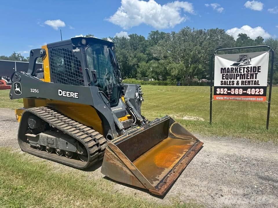 John Deere 325 Skid steer mini nakladalci