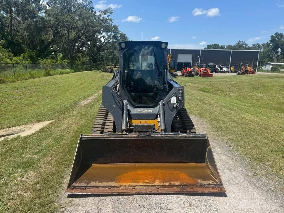 John Deere 325 Skid steer mini nakladalci