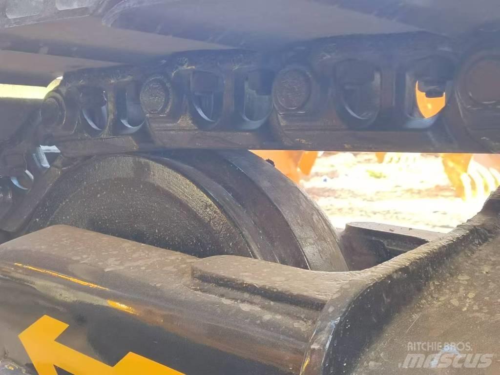 CAT 320 D Bagri goseničarji