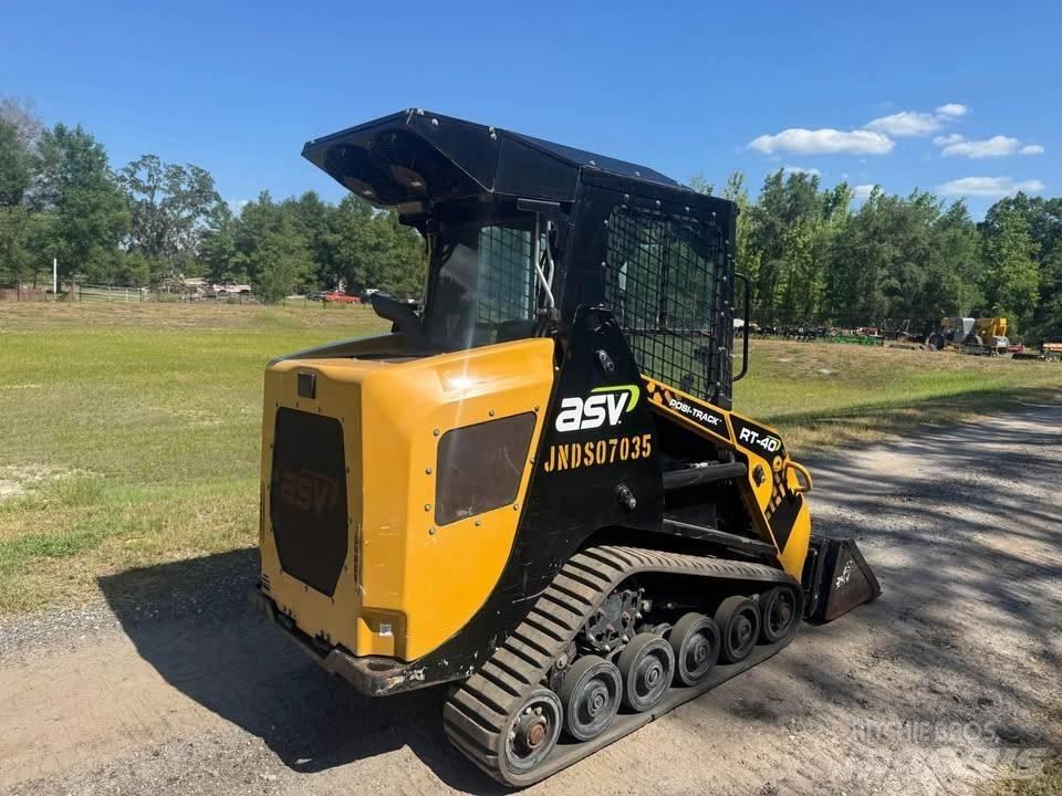 ASV RT 40 Skid steer mini nakladalci
