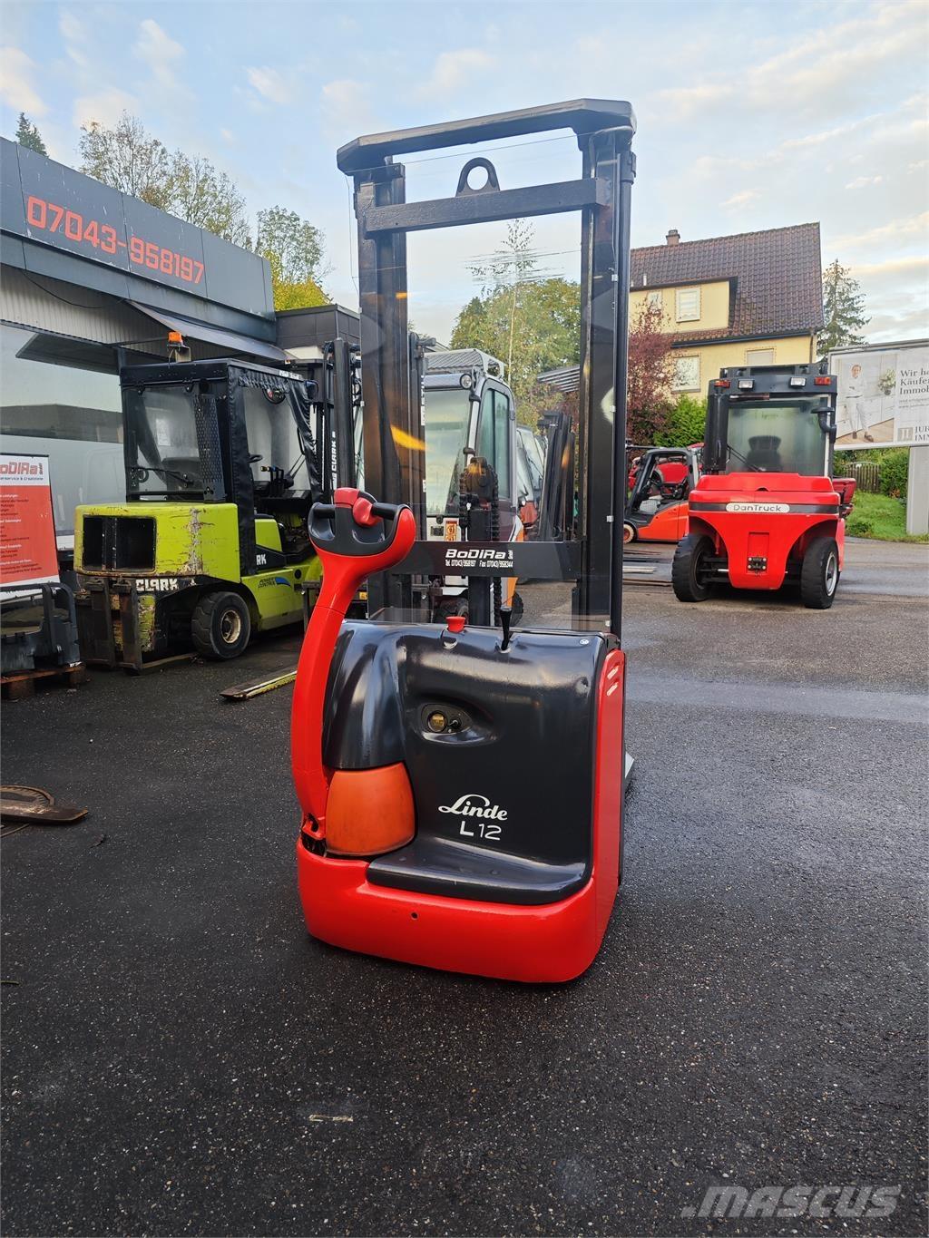 Linde L 12 Samopogonski ročni viličarji