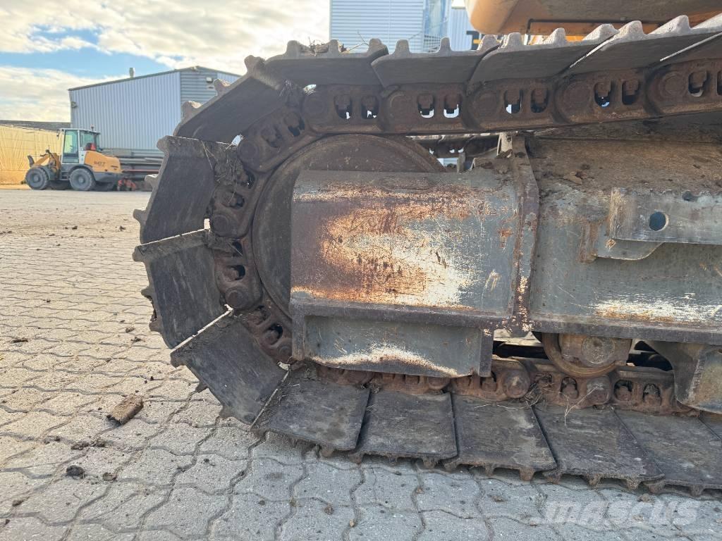 Liebherr R 922 Bagri goseničarji