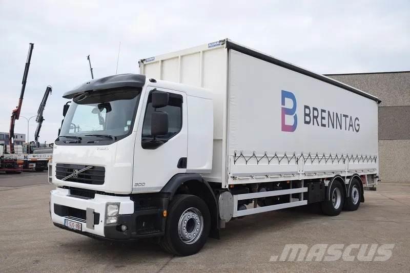 Volvo FE 300 Tovornjaki zabojniki
