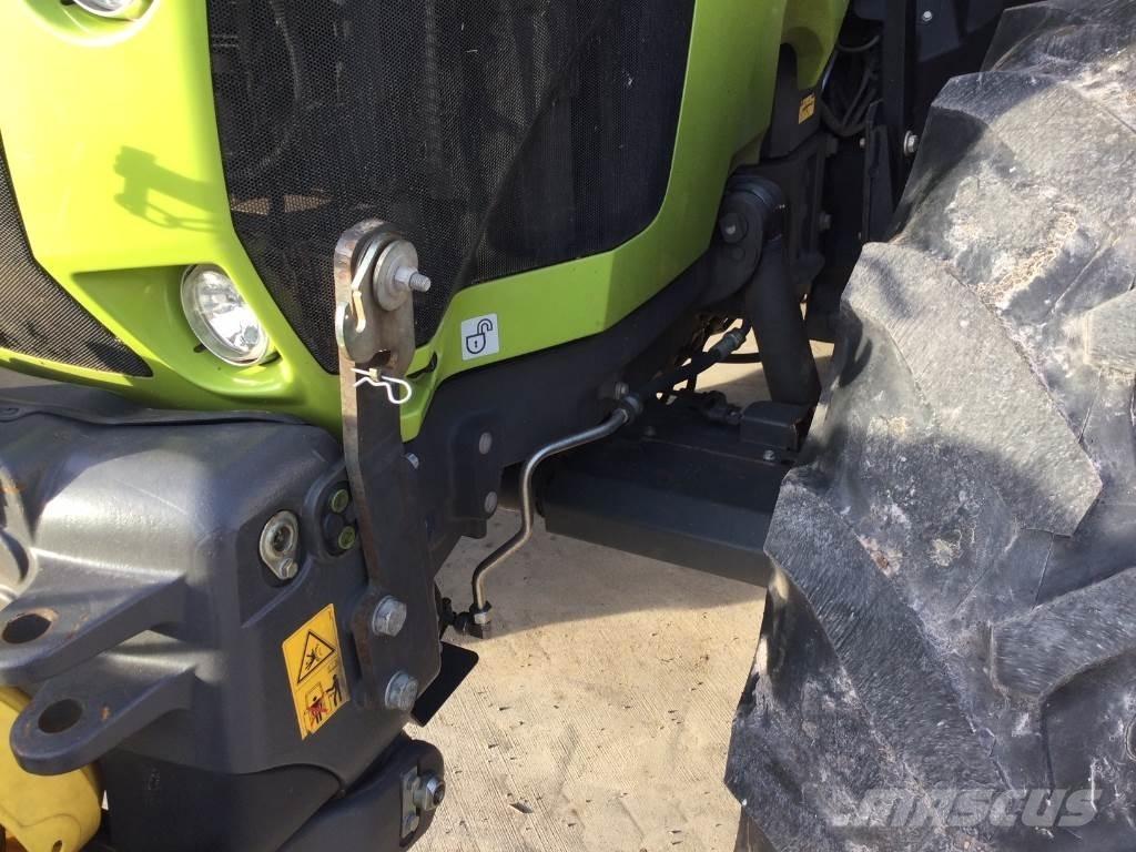 CLAAS ARION 550 Traktorji