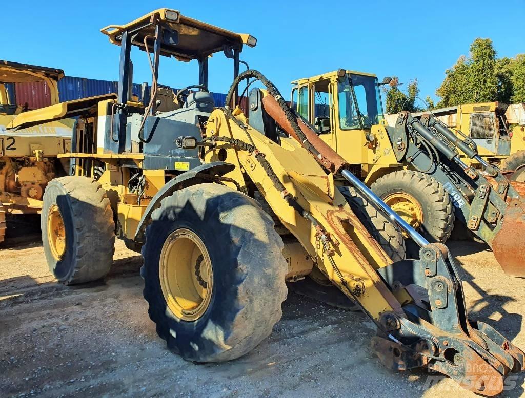 CAT 924 G Kolesni nakladalci