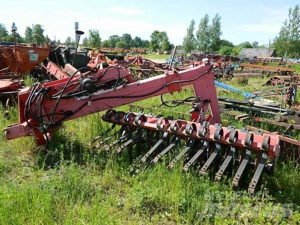  Plojboy 2000 Ostali priključki in naprave za pripravo tal
