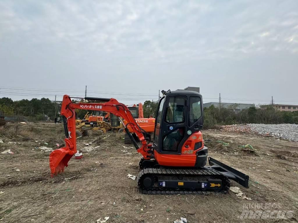 Kubota U 35 Mini bagri <7t