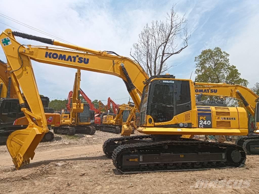 Komatsu PC 240 Bagri goseničarji