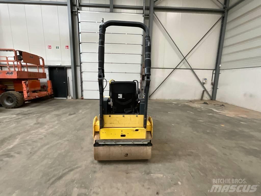 Bomag BW 100 AD M-2 Dvojni valjarji