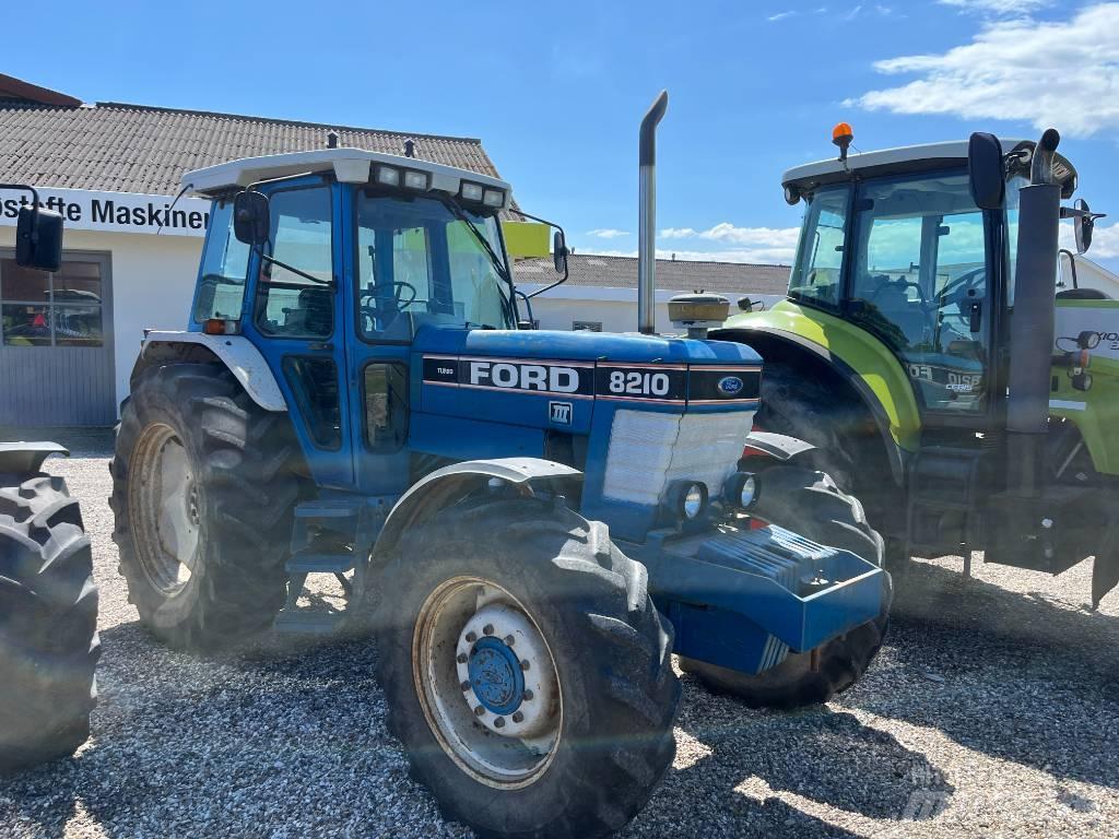 Ford 8210 Force III Traktorji