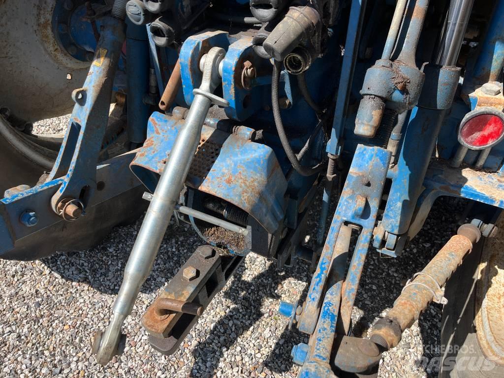 Ford 8210 Force III Traktorji