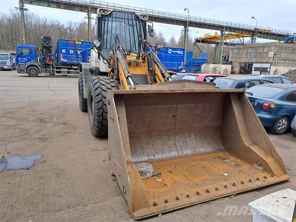 Liebherr L546 4X4 Gradbeništvo - drugo