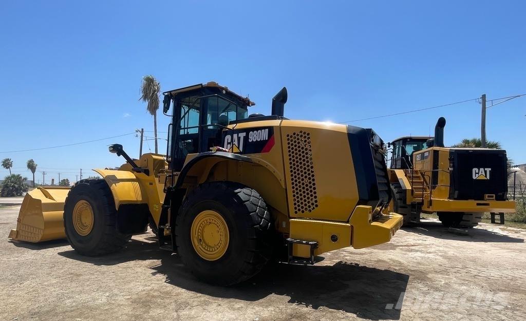 CAT 980M Kolesni nakladalci