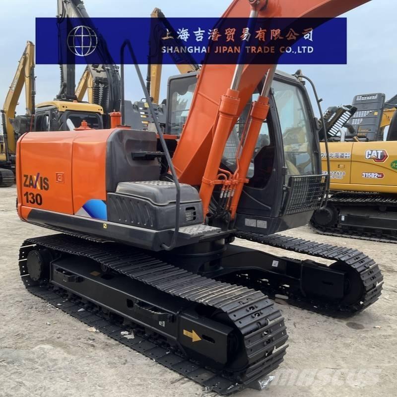 Hitachi ZX 130 Bagri goseničarji