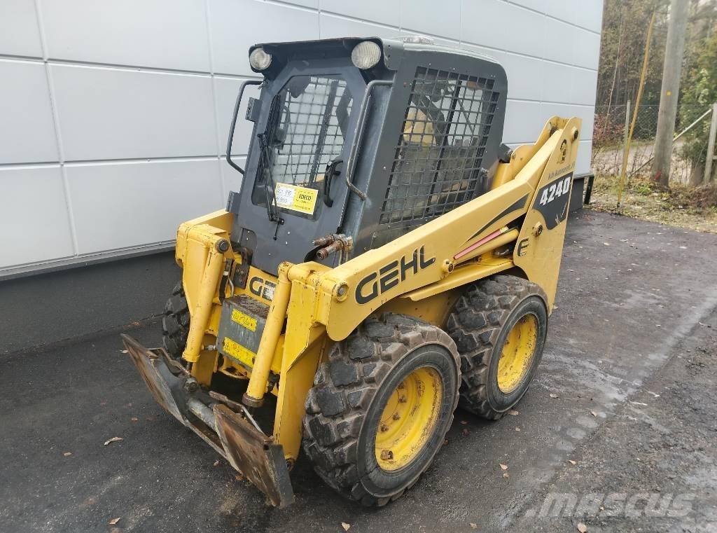 Gehl 4240 E Skid steer mini nakladalci