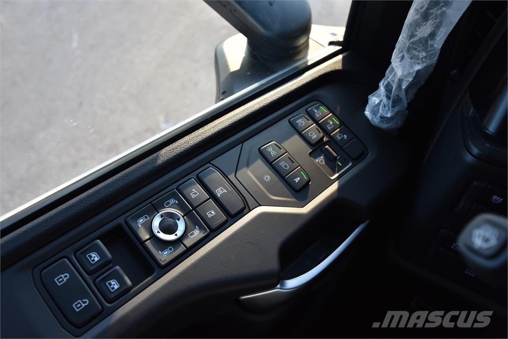 Scania R590 8X4 Tovornjaki-šasije