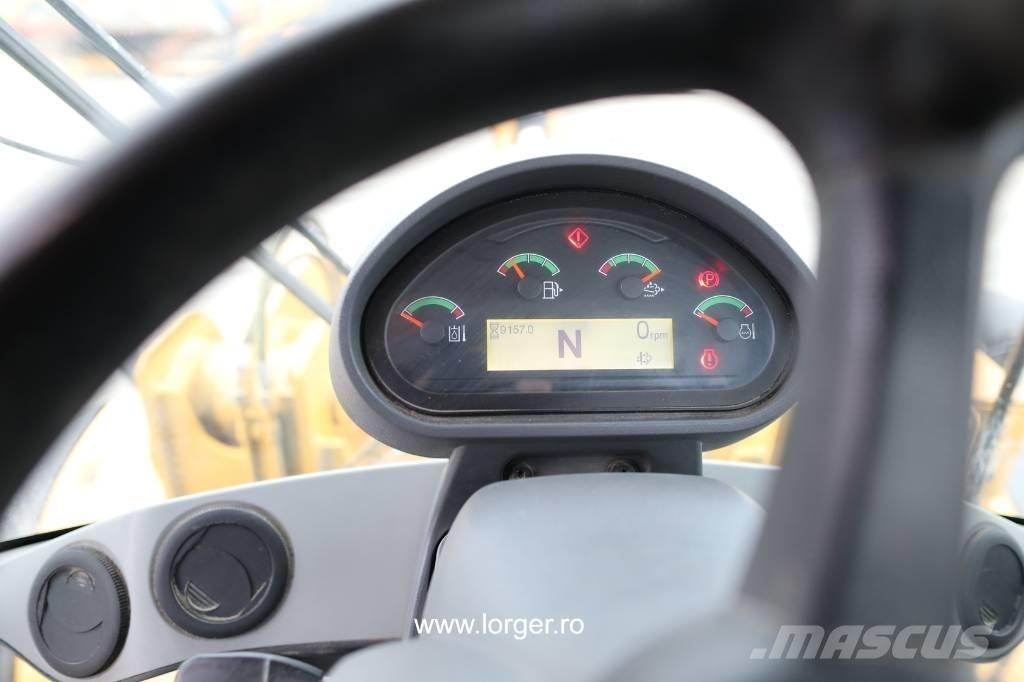 CAT 938 M Kolesni nakladalci