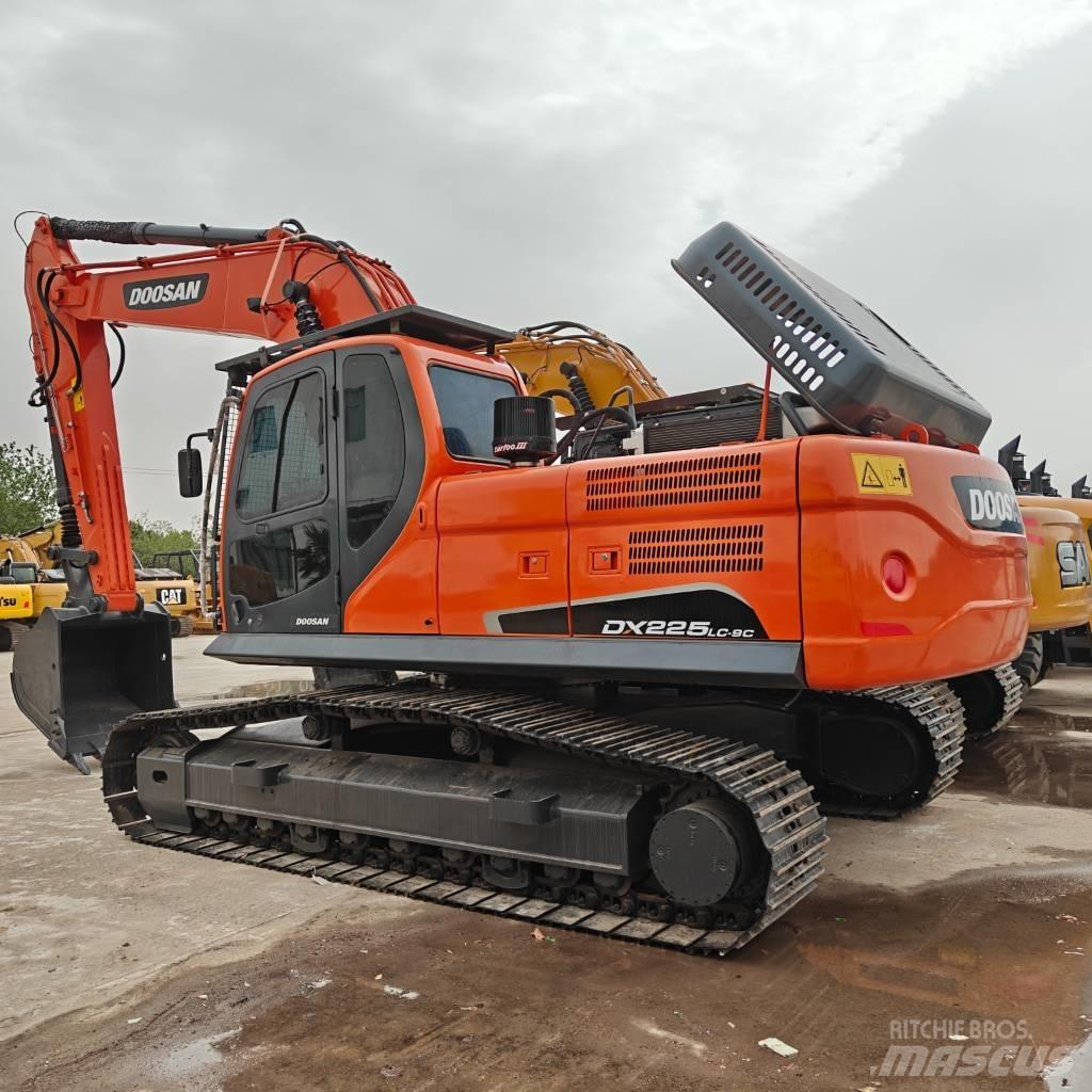 Doosan 225-9C Bagri goseničarji