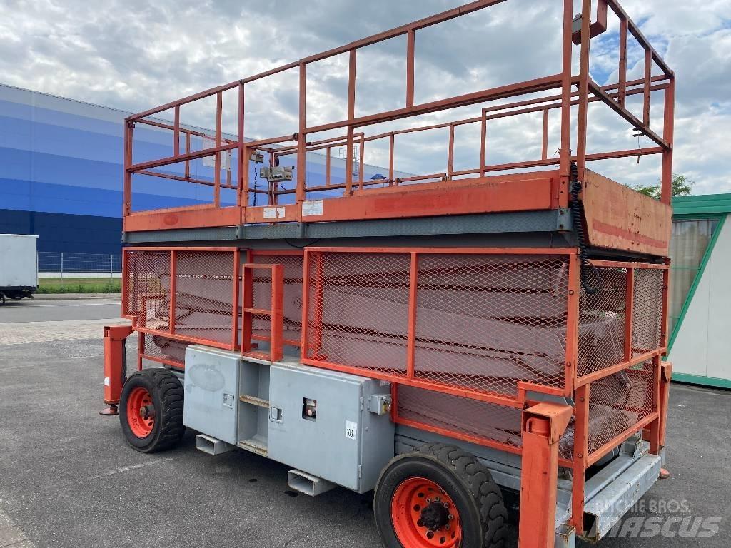 SkyJack SJ 9250 RT Škarjaste dvižne ploščadi