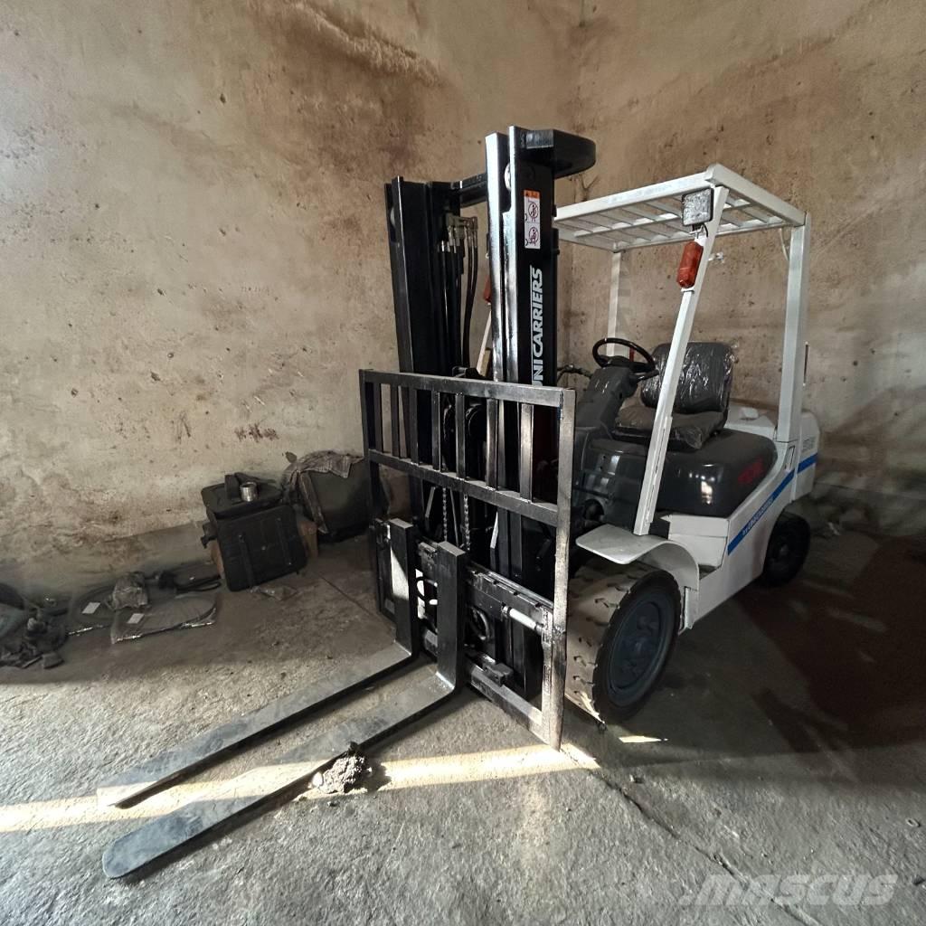 TCM FD35 Dizelski viličarji