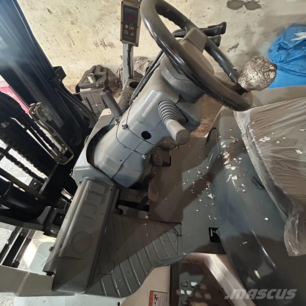 TCM FD35 Dizelski viličarji