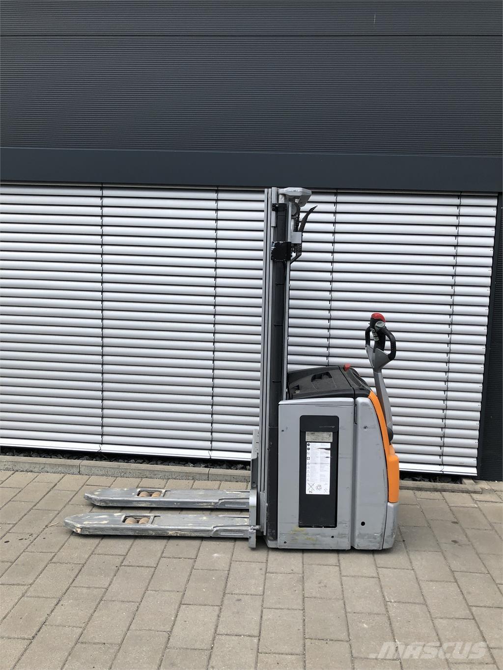 Still EXV 16 Samopogonski ročni viličarji