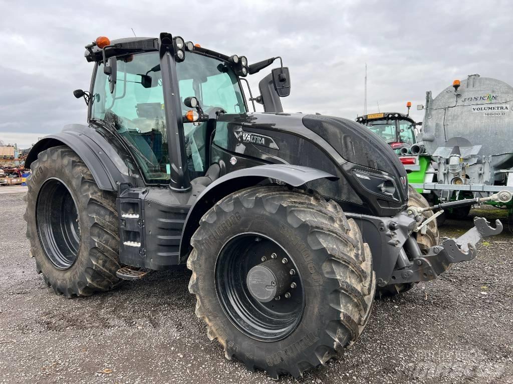 Valtra T 254 V Traktorji