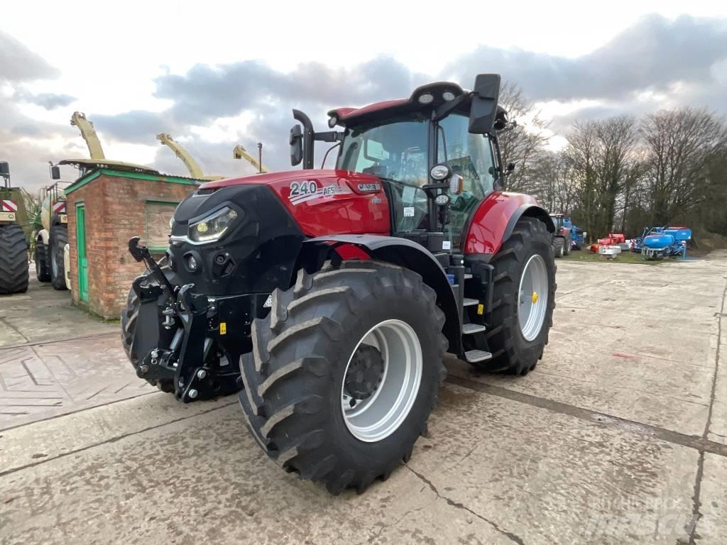 Case IH Puma 240 CVX Traktorji