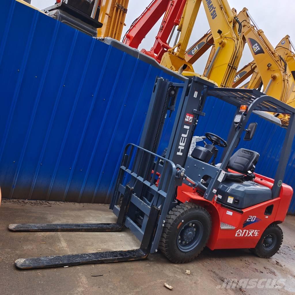 Heli FD 30 Dizelski viličarji