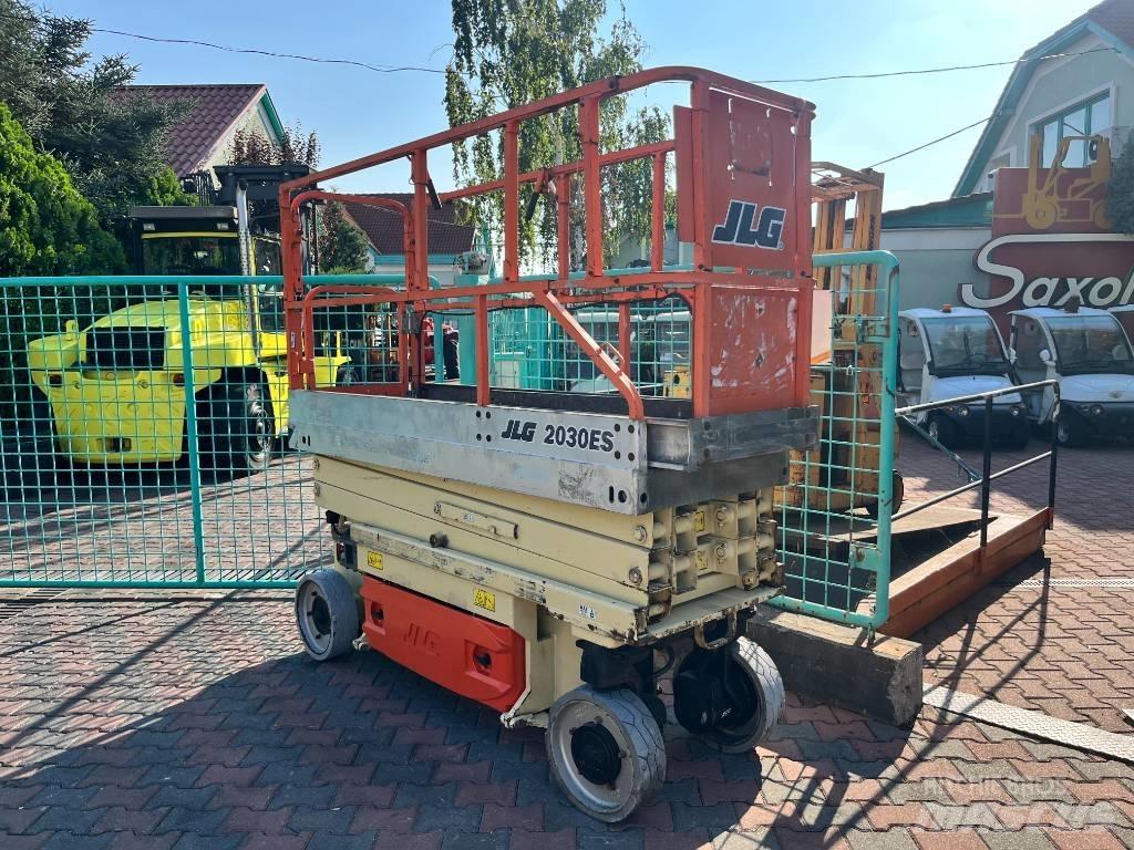 JLG 2030ES     V-3450 Vertikalna dvigala