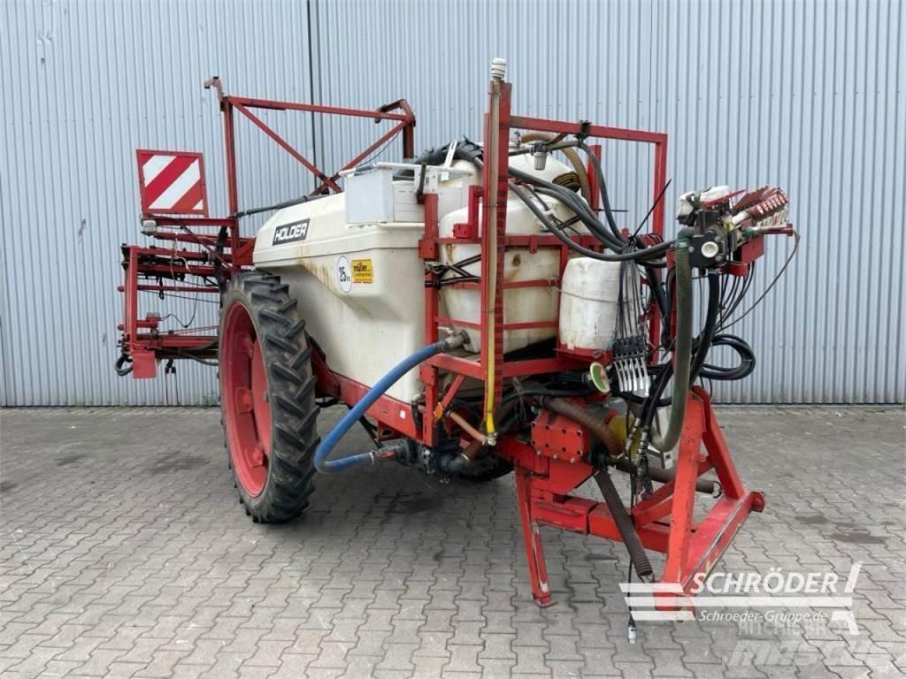 Holder N 250 Vlečne škropilnice
