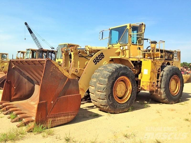 CAT 988 B Kolesni nakladalci
