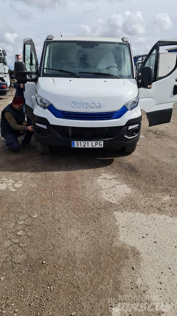 Iveco Daily 70C14GNC Oprema za odstranjevanje razbitin