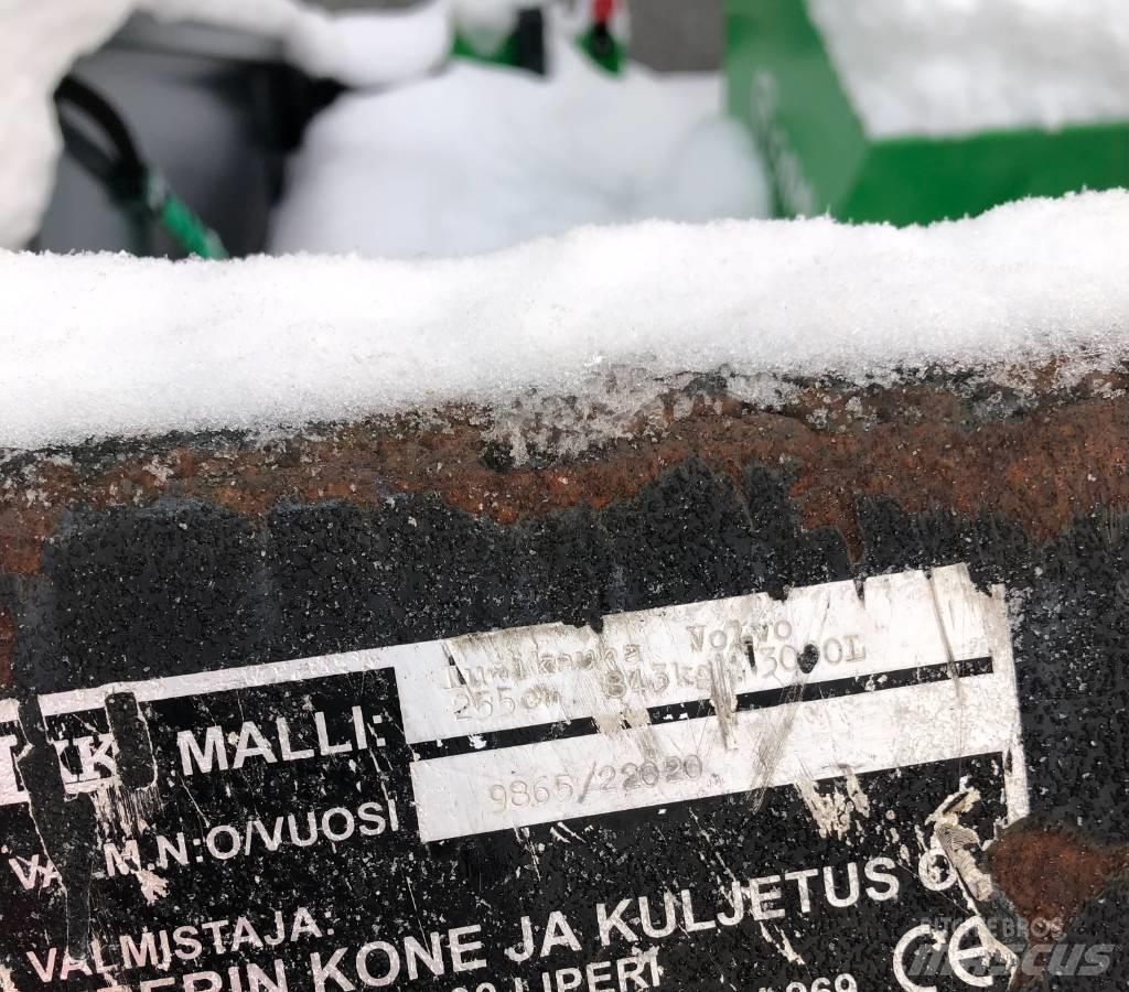  LKK Lumikauha 3000L Drugi priključki za nakladanje in kopanje