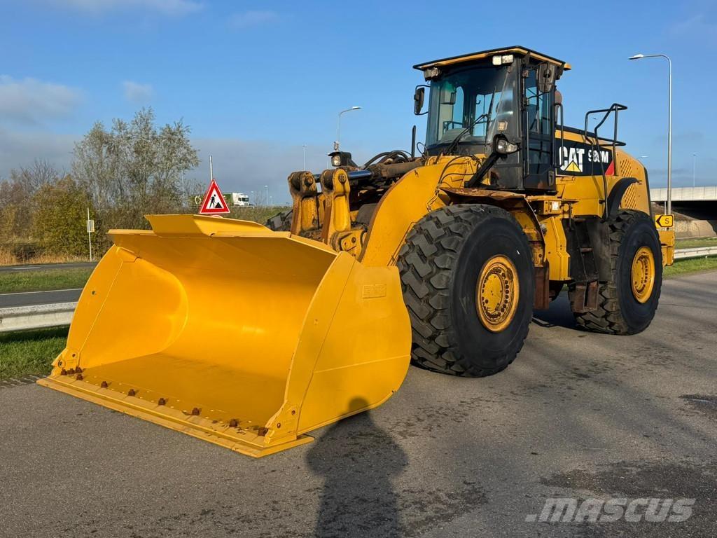 CAT 980M Kolesni nakladalci