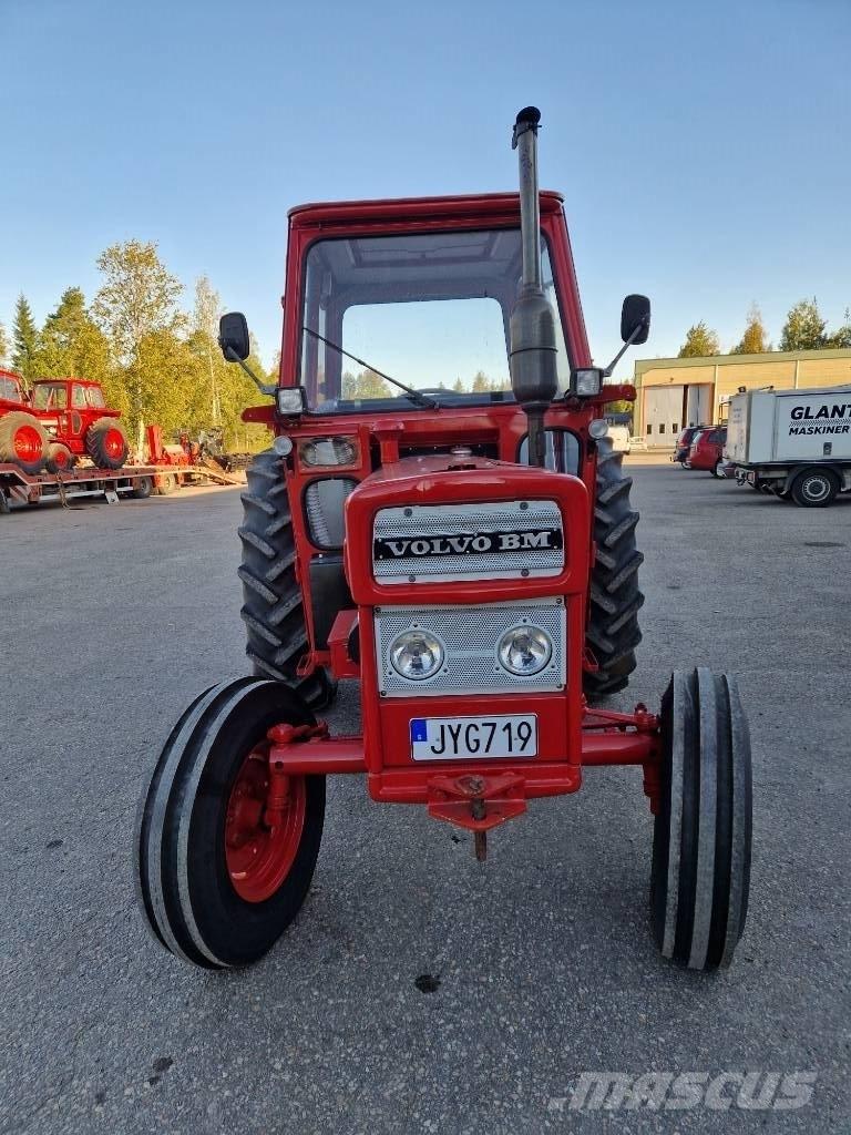 Volvo BM 430 Traktorji