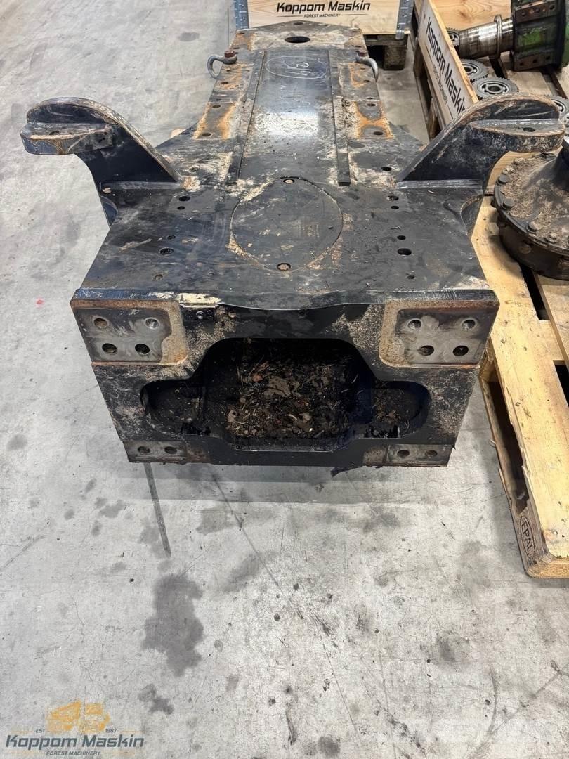 Komatsu 855 Druge komponente