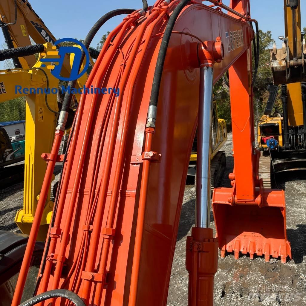 Hitachi ZX 240-3 Bagri goseničarji