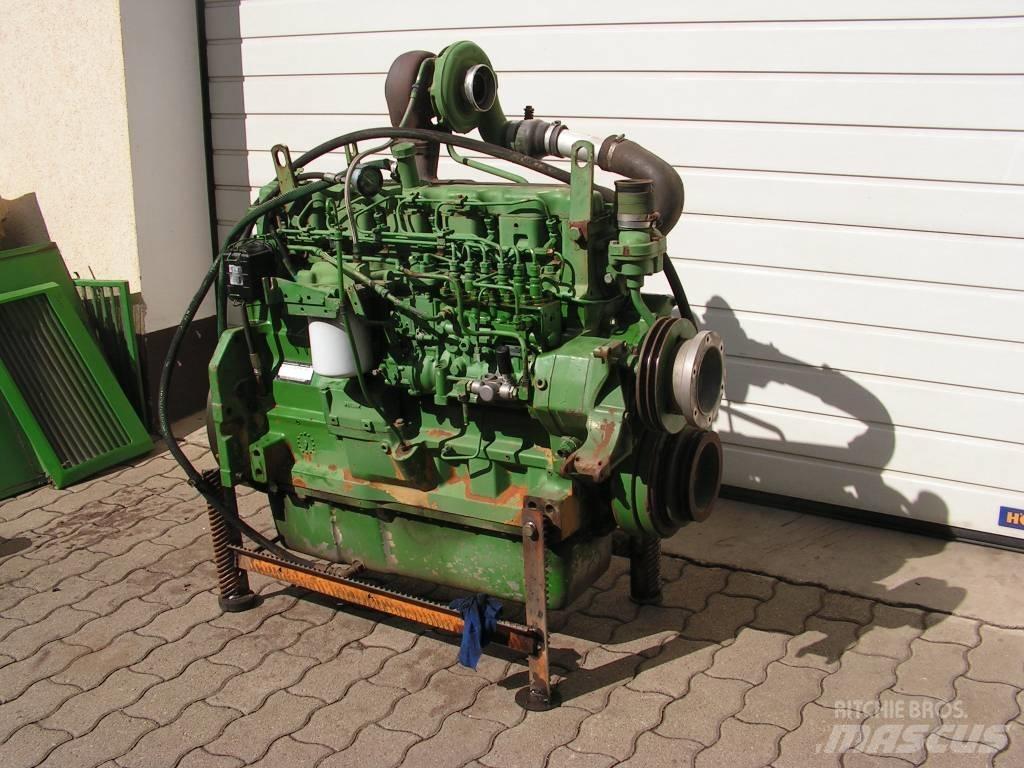 John Deere 2264 Motorji