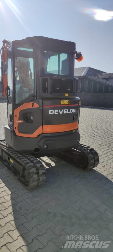 Develon DX 27 Z-7 Mini bagri <7t