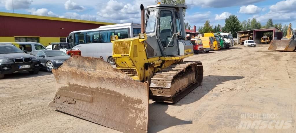 Komatsu D 41 E-6 Buldožerji goseničarji