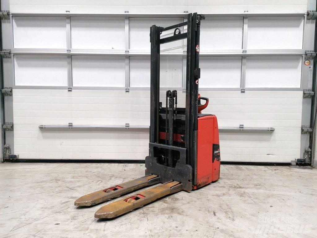 Linde L14 Ročni električni viličar