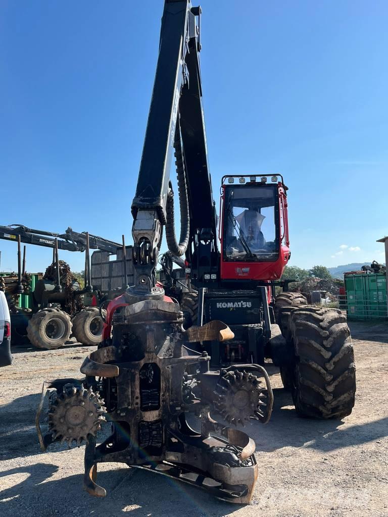 Komatsu 951 Harvesterji