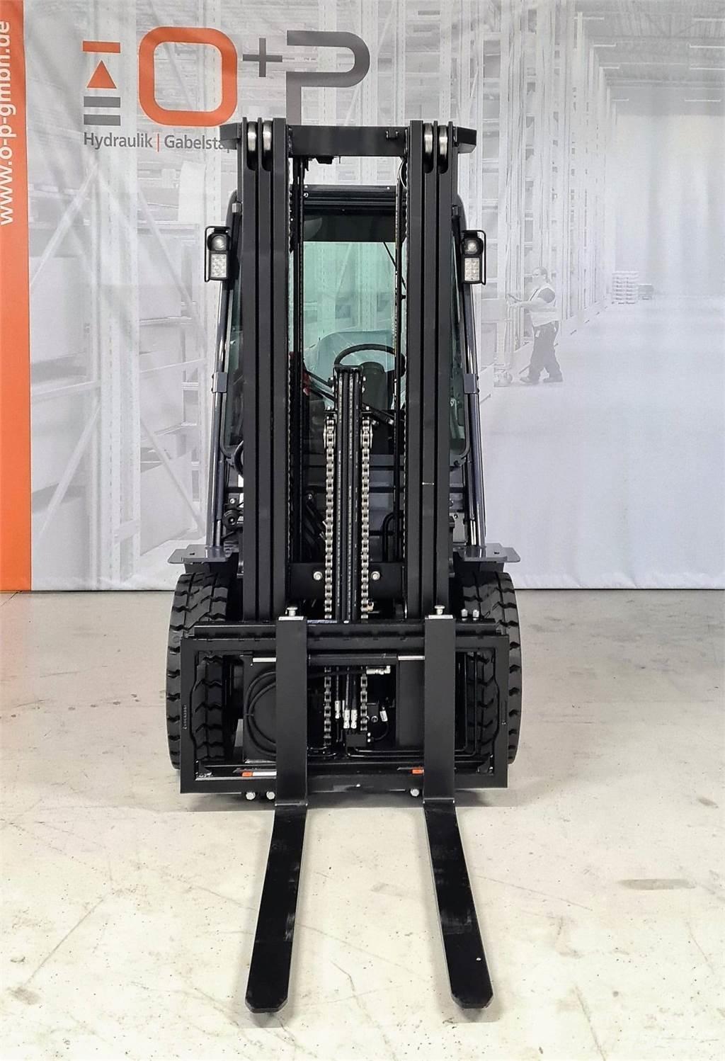 Toyota 02-8FGF30 Plinski viličarji