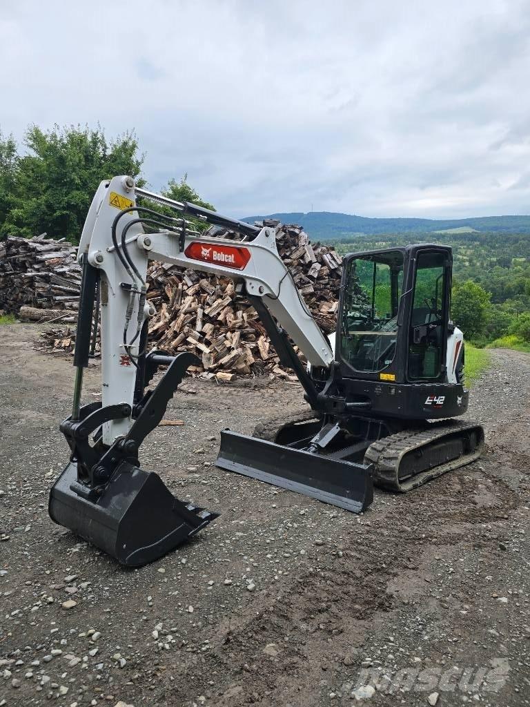 Bobcat E 42 Mini bagri <7t