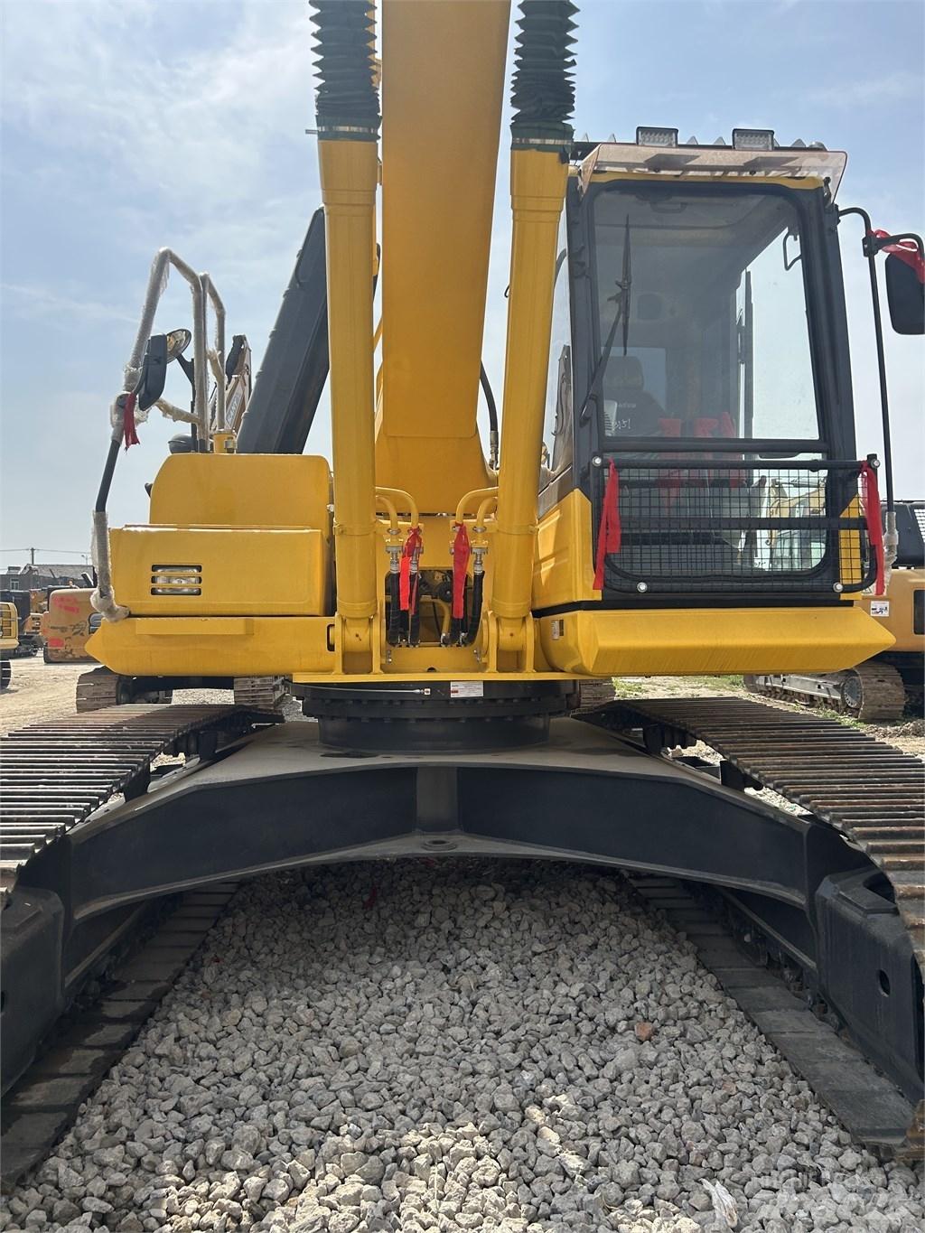 Komatsu PC 240 Bagri goseničarji