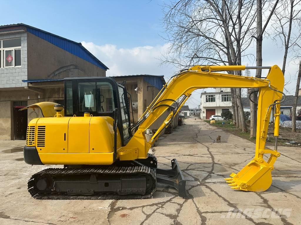 Komatsu PC56-7 Bagri goseničarji