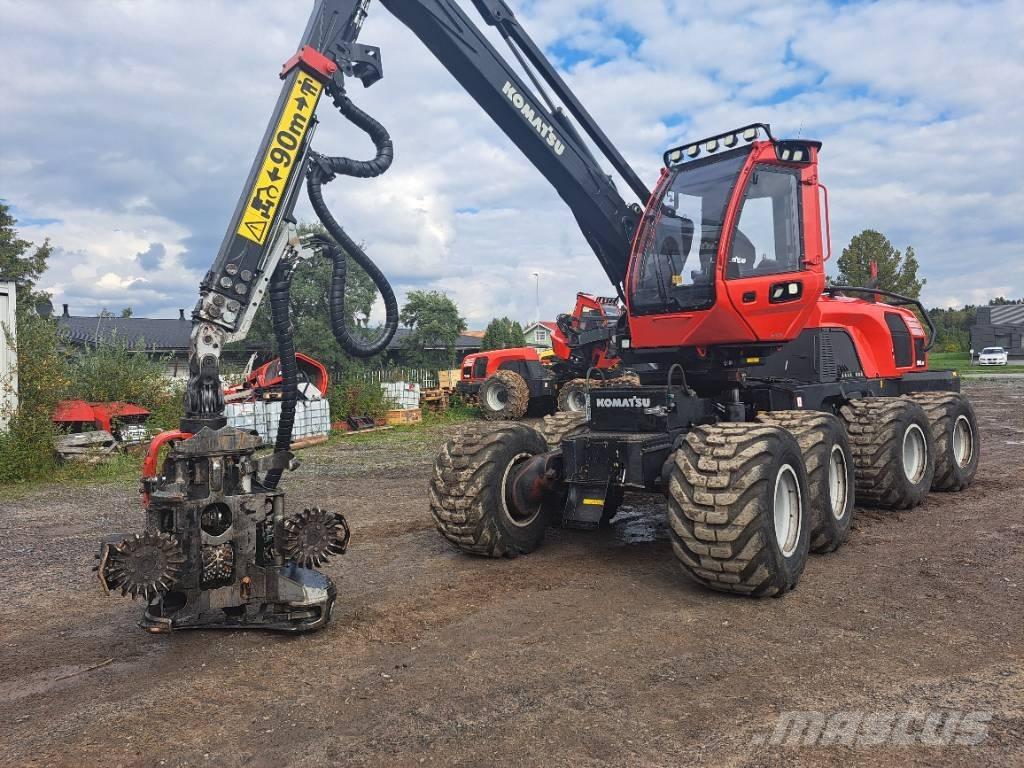 Komatsu 901 XC Harvesterji
