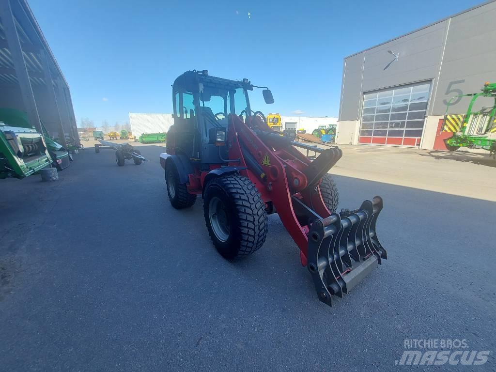 Weidemann 5080 Kolesni nakladalci